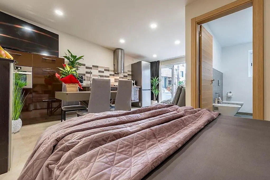 2 Min From The Sea Pool, Comfort And Free Wifi Miami Playa 0*,